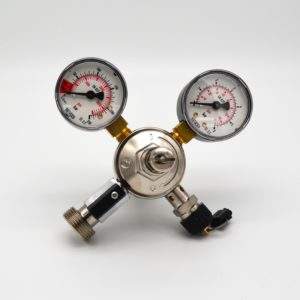 CO2-Druckminderer Anschluss hinten