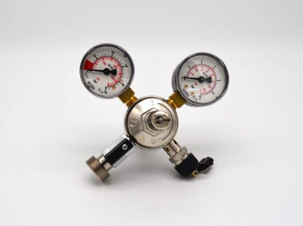 CO2-Druckminderer Anschluss hinten