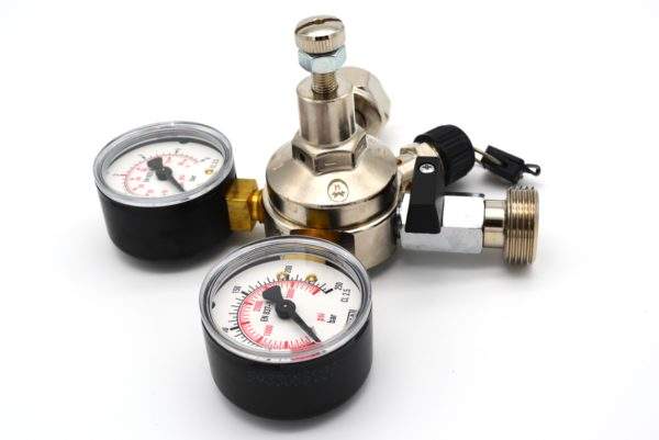 CO2-Druckminderer Anschluss rechts – Bild 2